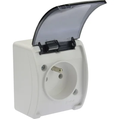 KOALA Single socket outlet with earthing 2P+E surface mounted IP44 white with smoke flap