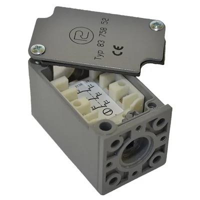 Korpus 83758-5.2 z łącznikiem 83138 2XY