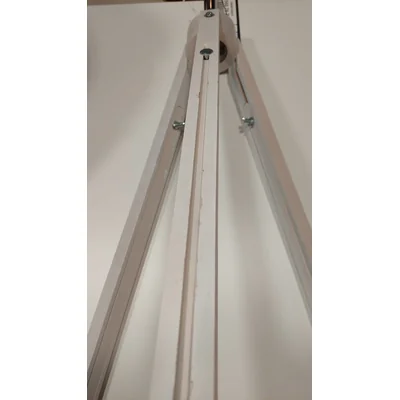 Lampadaire TRIPOD, chêne blanchi