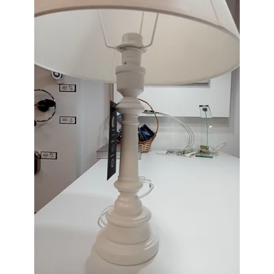 Lampe à poser blanche