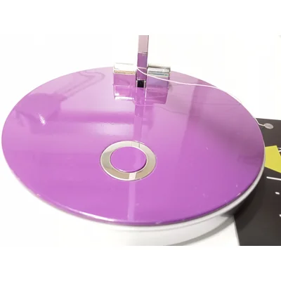 Lampe de bureau violette