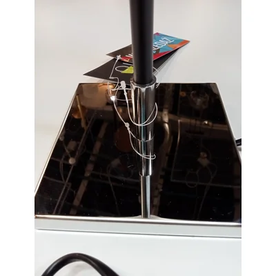 Lampe de table Lulu chrome/noir