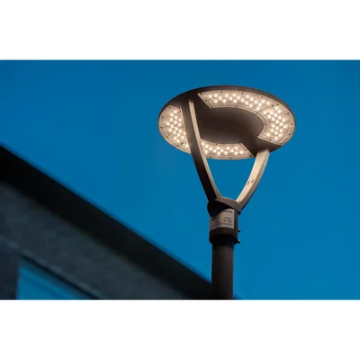 Lanterne urbaine symétrique 29W SYM PS 822-827 IP66 GY