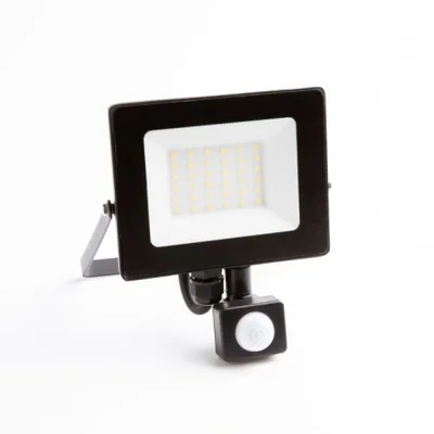 LED-Flutlicht 30W 4000K 2700lm PIR IP65