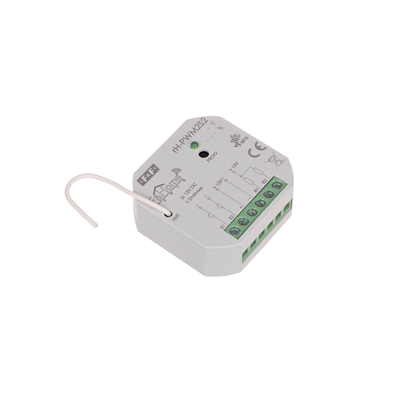 Low voltage two-channel PWM controller with two-channel transmitter