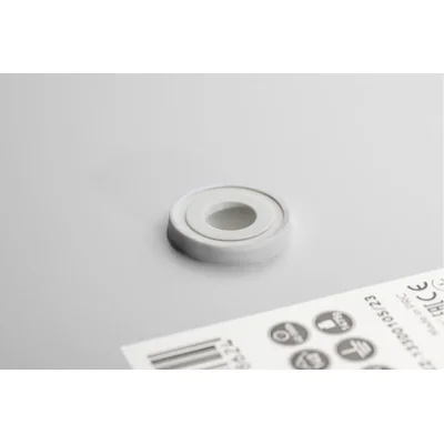 Luminaire LED ZEFIR PRO, 48 W, 4 400 lm, 220-240 V CA, 50/60 Hz, facteur de puissance > 0,9, IRC ≥ 80, IP44, IK06, angle de diffusion 140°, 4 000 K, diamètre 120 cm