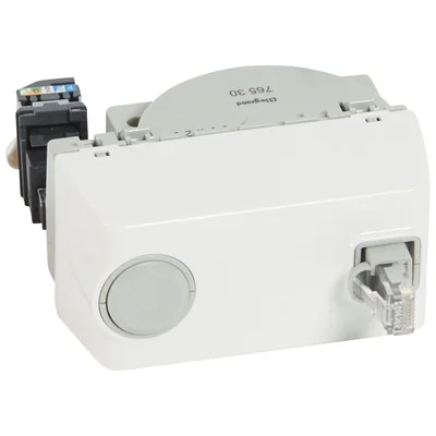 M45:4M GNIAZDO RJ45 KAT5E UTP