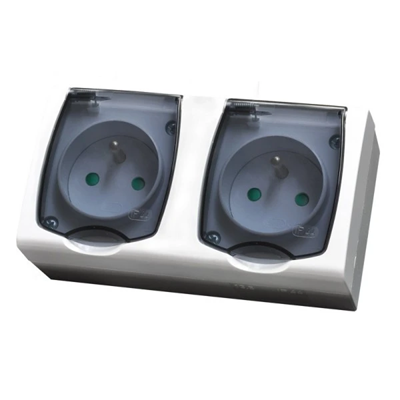 MADERA Double socket with earthing, with shutters for current paths, transparent cover, white