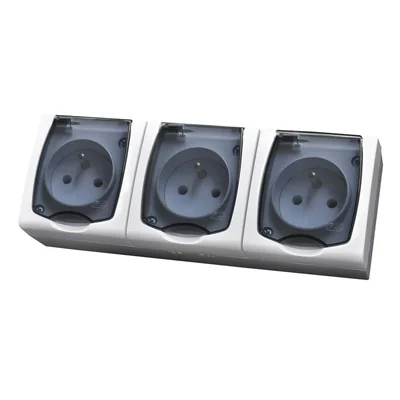MADERA Triple earthed socket, transparent cover, white