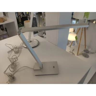 Manhattan Schreibtischlampe aus gebürstetem Aluminium