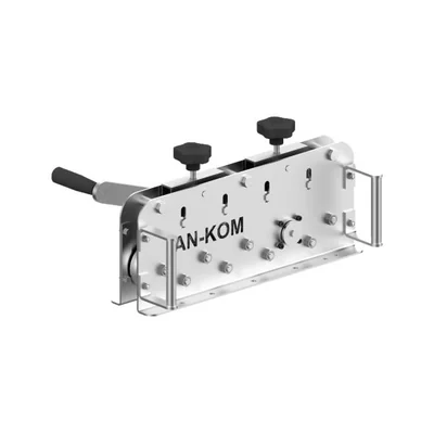 Manual 9-roller wire straightener with crank