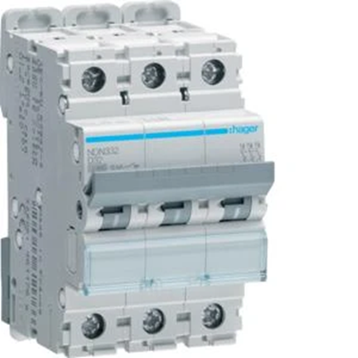 Miniature circuit breaker 10kA D 3-pole 32A