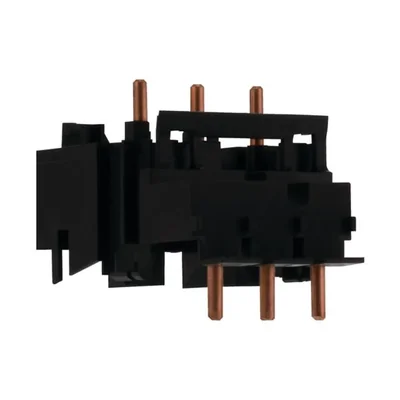 Modulo di connessione PKZ PKZM0-XDM32ME con DILM17-M38 e morsetti a vite.