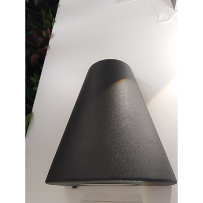 Niagara Anthracite outdoor display wall lamp