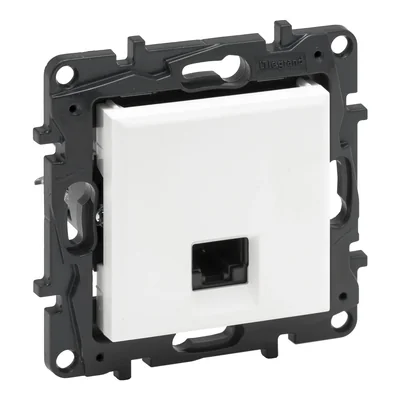 Niloe Step - Prise RJ45 catégorie 6 UTP - blanche