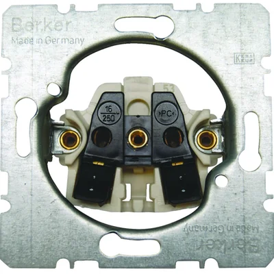 one.platform Groundless socket mechanism, self-clamping