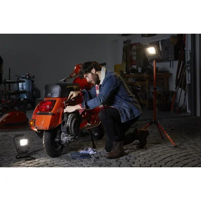Oprawa LED WORKLIGHT TRIPOD 2x50 W 4000 K