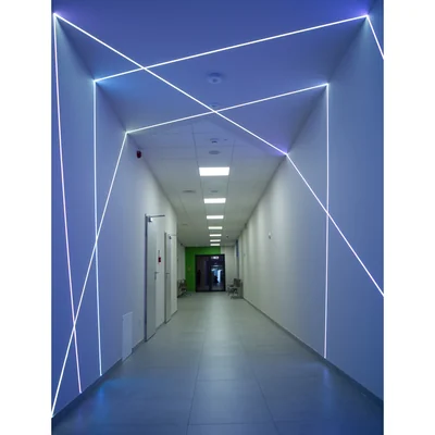 Panneau compact 600 V 33 W 840 luminaire