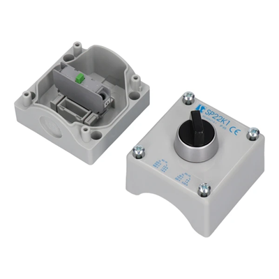 Pendentif de commande K1 avec un bouton STOP, un bouton avec une clé USB rotative