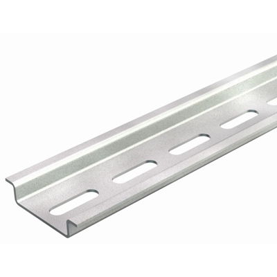 PERFOR.2M L. 2069 2M GTPL cap rail