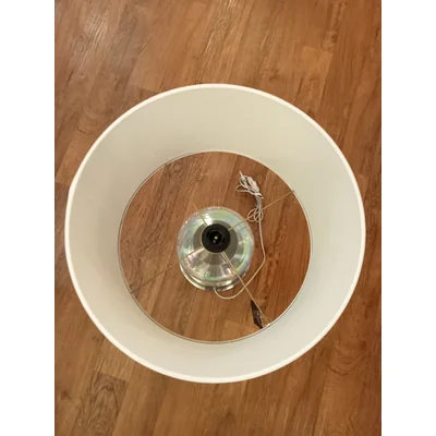 Perlová stolní lampa