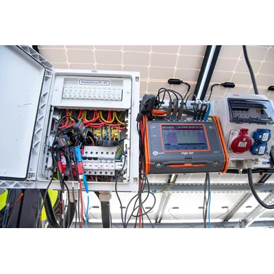 Power quality analyzer with PQM-707 measuring clamp set