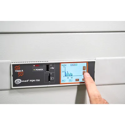 PQM-750 Stationary Power Quality Analyzer AC Power Supply, 5A Transformers