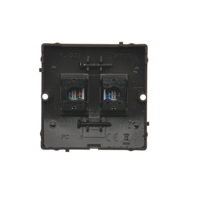 Presa doppia RJ45 per computer Simon Basic WMUK-0520F2-Y011, categoria 5e (modulo). Presa a vite per montaggio su scatola; nera