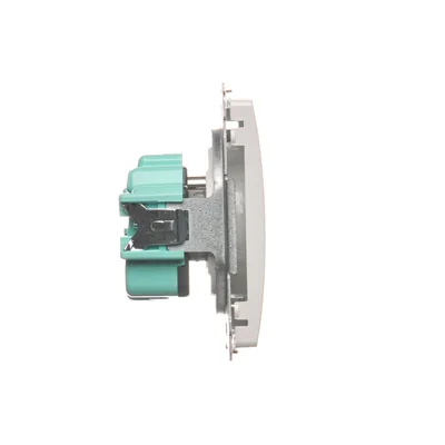 Prise avec mise à la terre (module) 16A 250V blanc