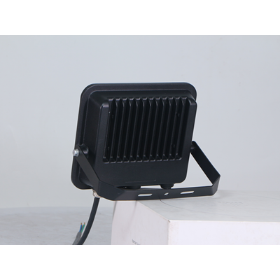 Projecteur LED Syrius 50W 5500lm CCT 100° IP65 220-240V