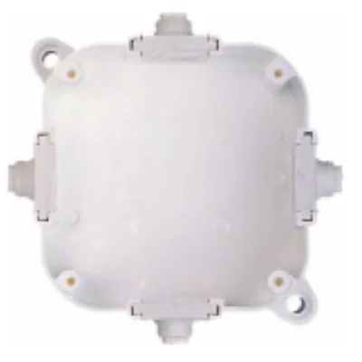 Puszka natynkowa z osłabieniami 4-wlotowa 88x88x40mm IP44 dekiel na 4 wkręty z zaciskami biała
