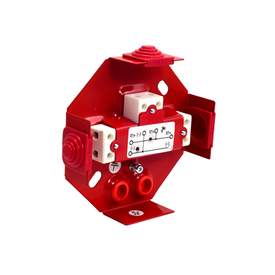 Puszka przeciwpożarowa ośmiokątna E90 rozgałęźna 3x2x4mm2 115x28x123mm czerwona
