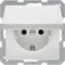 Q.1/Q.3 SCHUKO socket with a self-closing cover
