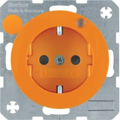 R.1 Earthed socket and orange indicator LED