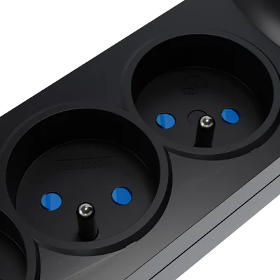 Regleta con fusible y sistema de protección contra sobretensiones profesional 5 tomas 2 puertos USB longitud 3m 10A 230V 2300W negro