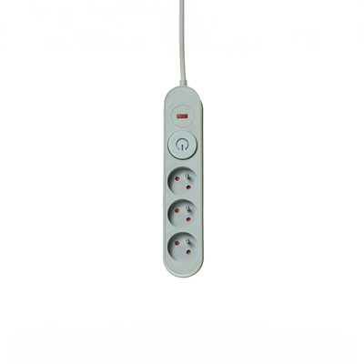 Regleta con sistema de protección contra sobretensiones, 3 enchufes e interruptor.