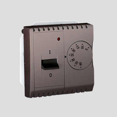 Regulator temperatury z czujnikiem wewnętrznym, 16A, 230V. Montaż gniazda na wkręty do puszki, inox (metalik)