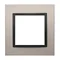 Simon 54 Nature WMDZ-0110xS-081 Cornice singola Nature-Metal, SATIN NIGHT, IP20/IP44* (*IP44 - è necessario utilizzare la guarnizione della cornice DUN1)
