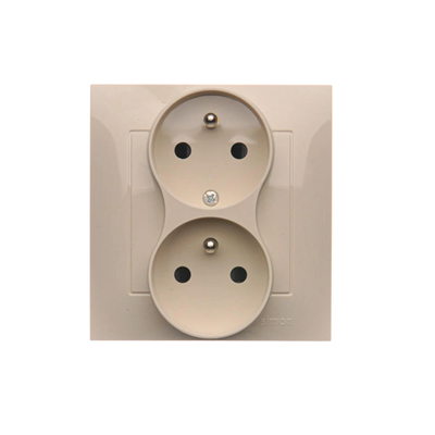SIMON 54 PREMIUM Earthed double socket outlet with phase invariance function with shutters 16A 230V complete cream