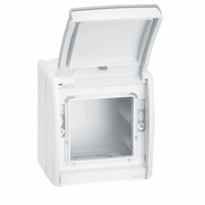 SIMON 82 Surface-mounted splash-proof IP55 housing for SIMON 27 series sockets, white