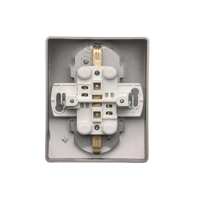 SIMON BASIC Doppia presa con messa a terra Schuko, acciaio inox