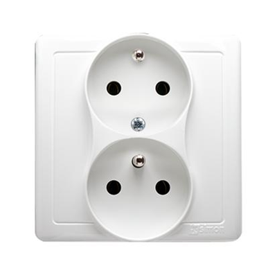 SIMON BASIC Double socket outlet with earthing and phase invariance white 16A