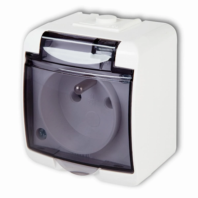 Single socket 2P+E (white flap), IP 44