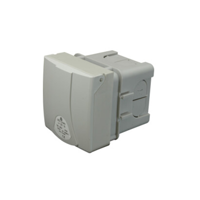 Straight panel socket 16A 4p IP44 with a flush-mounted box