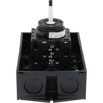 T3-4-8344/I2/SVB On-Off switch, 8-pole, 32 A, 90°, in IP65 housing, red-yellow knob with padlock
