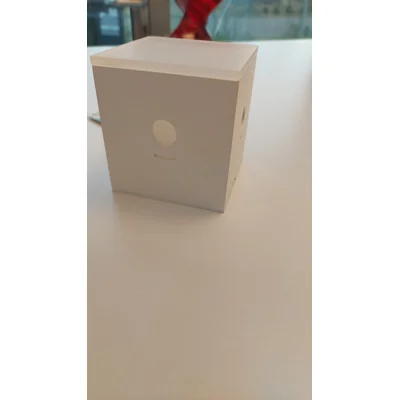 TABLE CUBE Lámpara de mesa expositora blanca