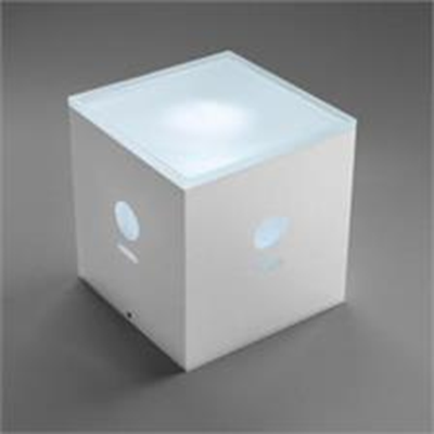 Table Cube Schreibtischleuchte weiß matt zusätzlich mit Batteriebetrieb