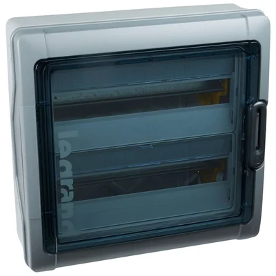 Tableau de distribution pour cellules photovoltaïques PLEXO3 PV 2X18 1000 VDC IP65