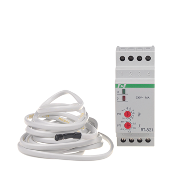 Temperature controller RT-821