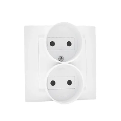 Toma de corriente doble sin toma de tierra con persianas para el paso de corriente 16A 230V blanco